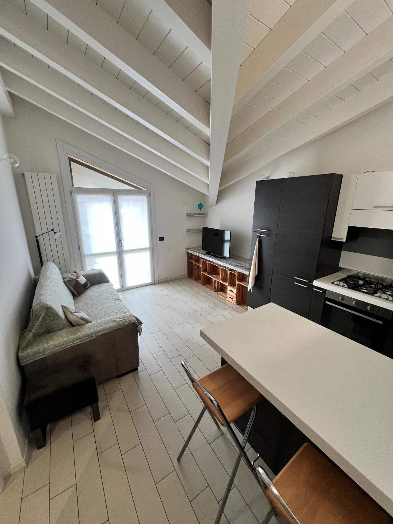 Apartamento Mansarda Polpetta Corsico Exterior foto